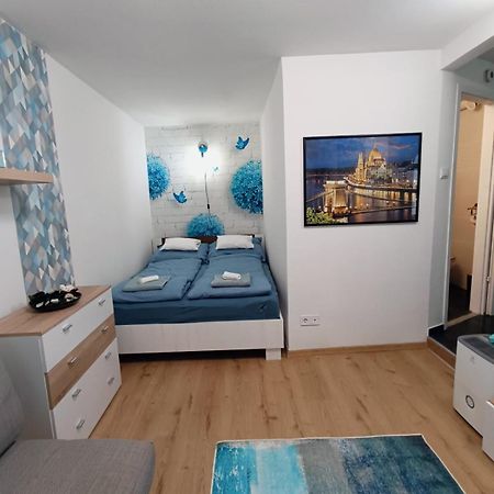 Skyblue Apartment Budapest Bagian luar foto
